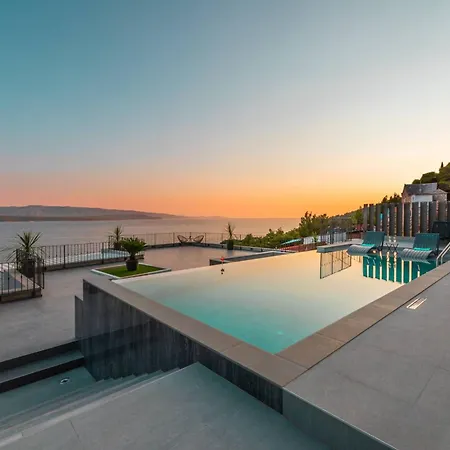 Spectacular Island Sea View With Pool Villa Bol