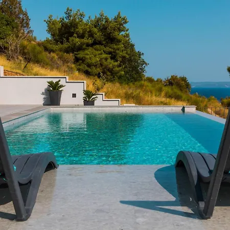 Spectacular Island Sea View With Pool Villa *