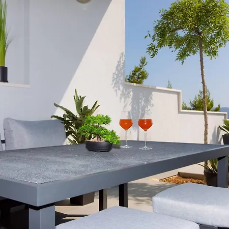 Spectacular Island Sea View With Pool Villa Bol